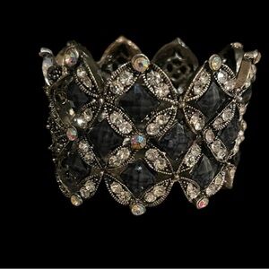 Elegant sparkly Black and Silver art deco style clasp Bracelet